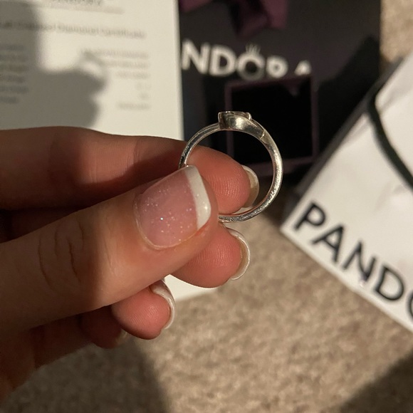 Pandora diamond ring - Picture 4 of 9